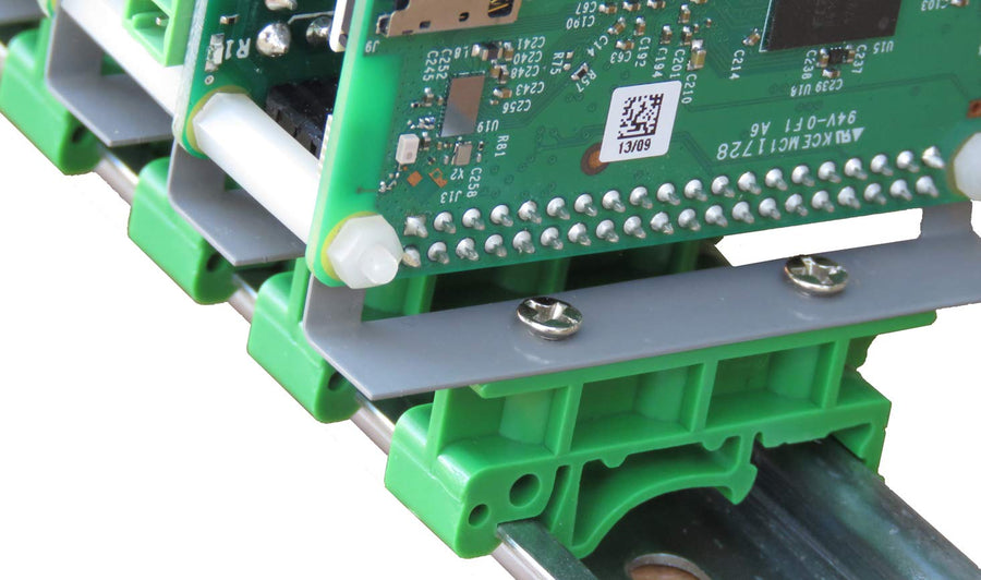 DIN-Rail Kit Type 2 Perpendicular Mount for Raspberry Pi