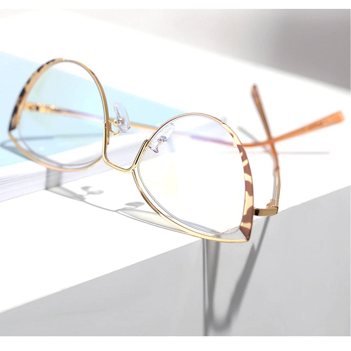 mincl Anti-fatigue Women Cat Eye Bifocal Reading Glasses Fashion Outdoor Quality Transition Photochromic Bifocals Sunglasses Readers (leopard, 2.0x)