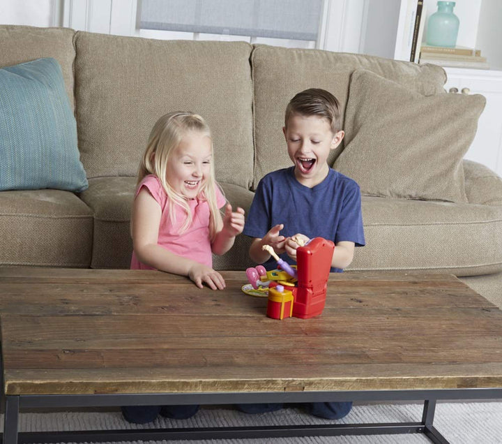 Greedy Granny - Take The Treats Don&#39;t Wake Granny Game