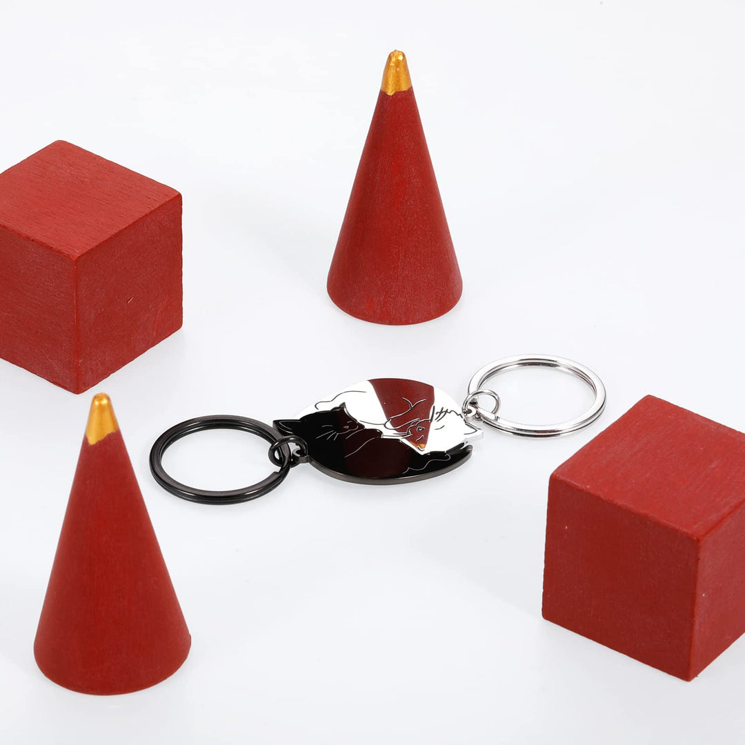 Couple Gifts Keychain Cute Valentine&#39;s Day Gift for Boyfriend Girlfriend Stocking Stuffers for Women Men Cat Lover Husband Wife Fiancée Matching Couple Stuff for Christmas Birthday Anniversary