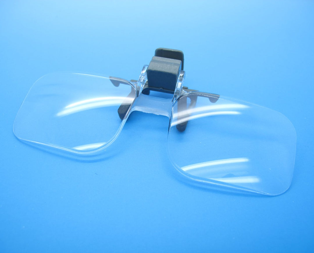 KIKAR Clip n Flip Magnifying Glass 2x Power +4.00 Diopt