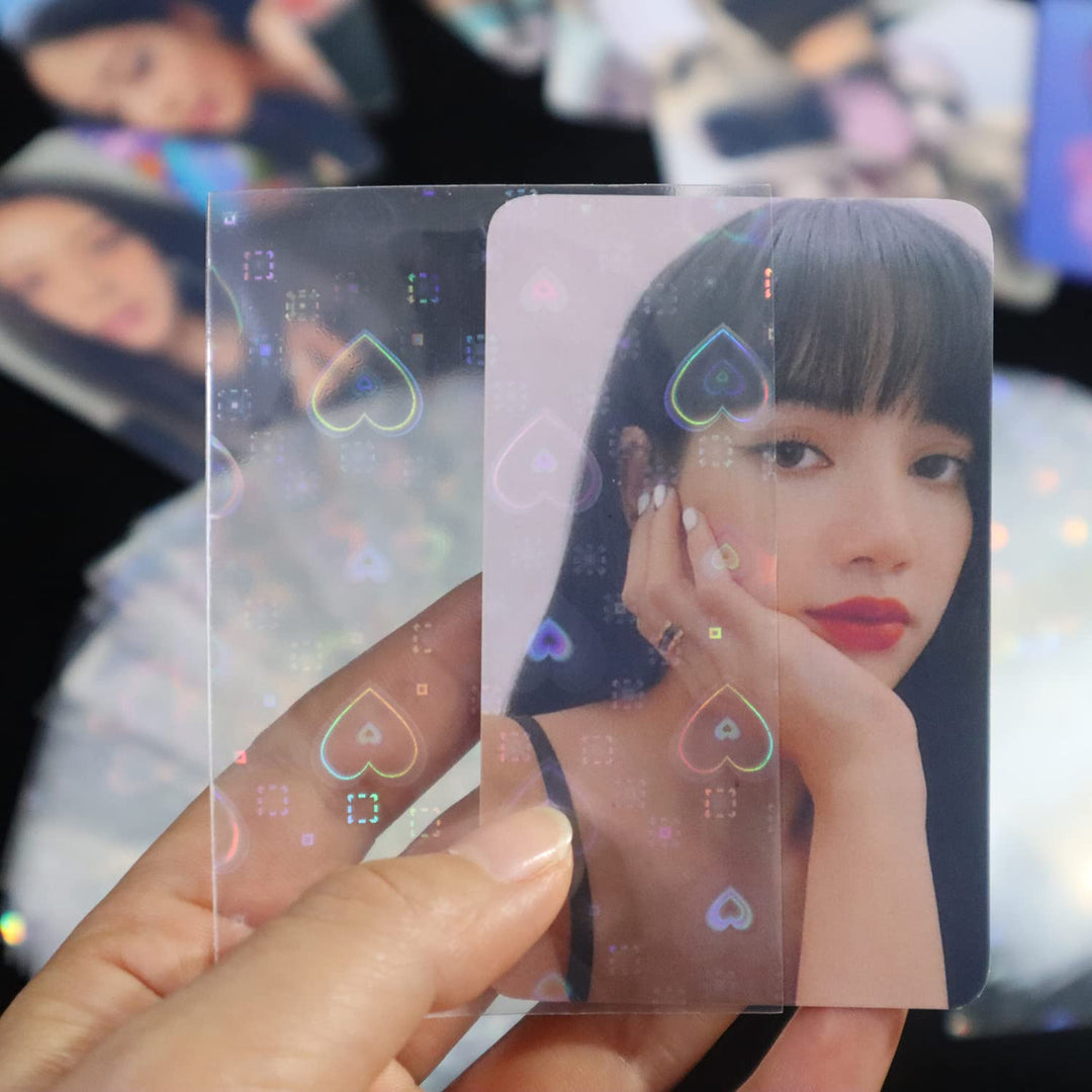 100pcs/Lot Love Heart-Shape Laser Flashing Card Sleeves Trading Cards Film Magic Kpop Card Protector Holographic Foil Protective Cover (61x88mm)
