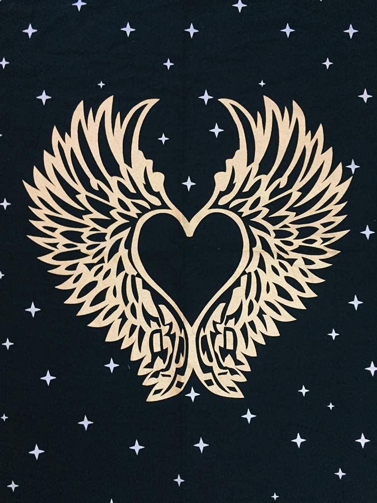 Indian Consigners Altar Cloth Angel Wings Witchcraft Alter Tarot Spread Top Cloth Wiccan Square Spiritual 18 by 18 Sacred Cloth (Angel Wings Gold Silver)