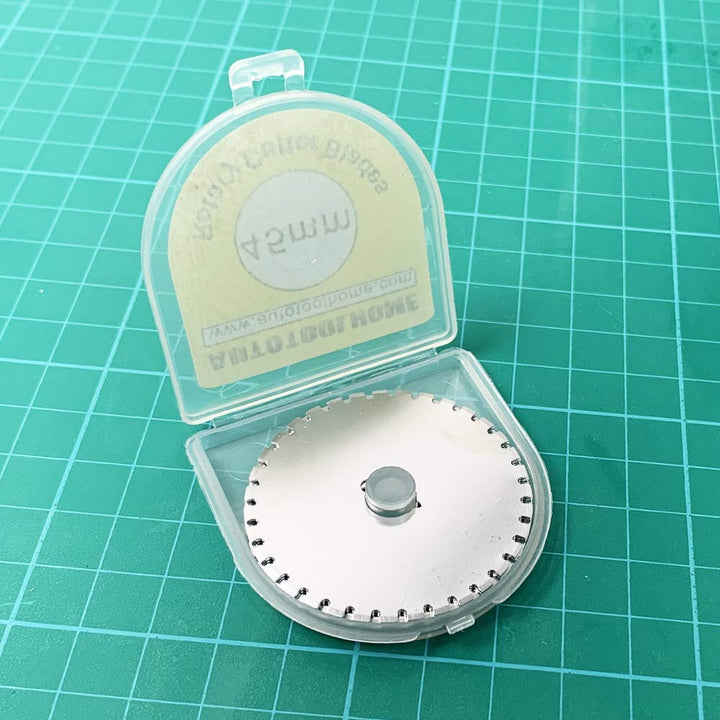 5 Pack 45mm Crochet Edge Skip Blade Perforated Rotary Blades for Paper Perforating Fleece Fabric Scrapbooking