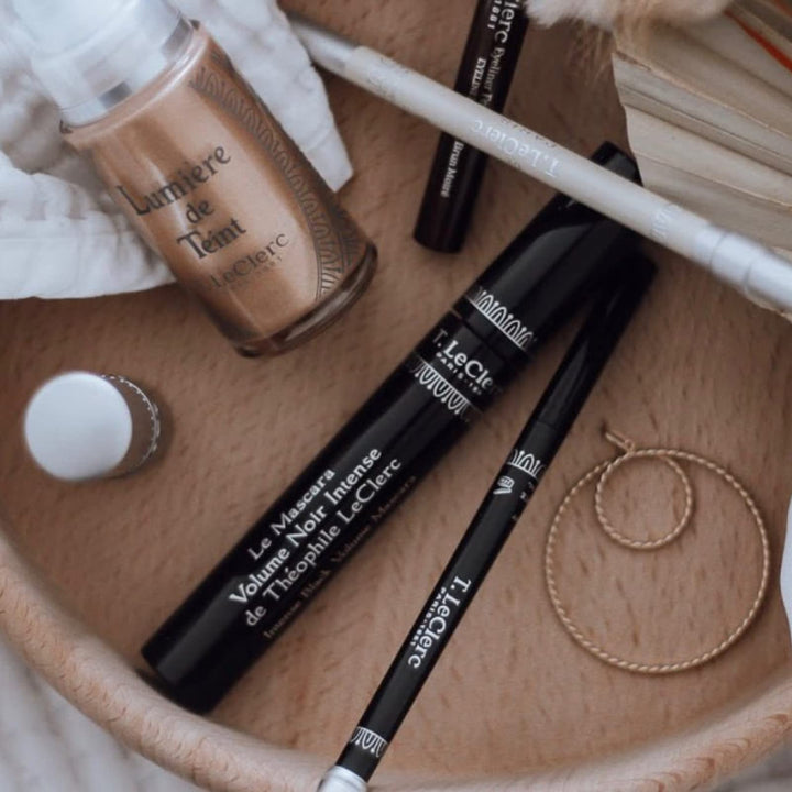 T. LeClerc Eyebrow Pencil with Brush - #03 Brun - 1.18g/0.04oz by T. LeClerc