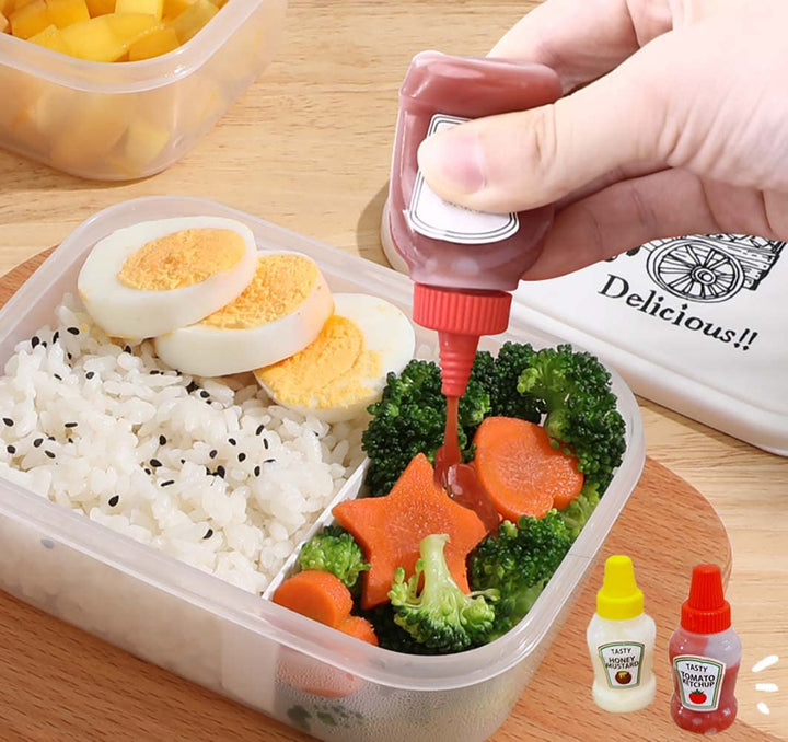 THYULIFE 4Pcs Mini Condiment Squeeze Bottles with Clean