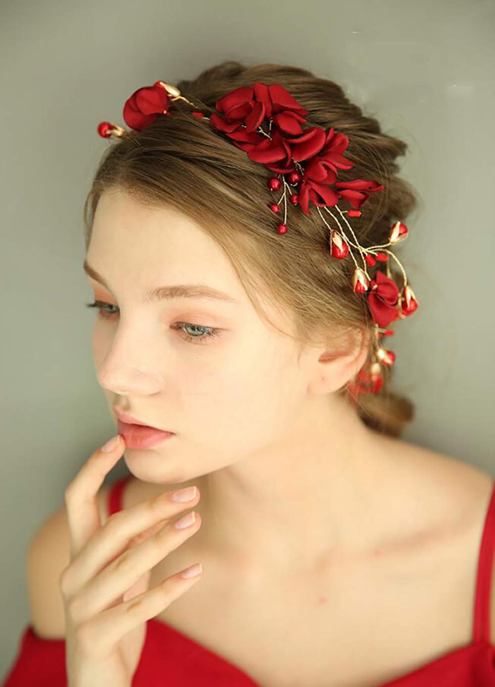 Wedding Bride Floral Red Headband Crystal Gold Hair Vine with Pearl Rhinestone Hair Accessory Boho Delicate Hair Piece Jewelry for Women and Girls