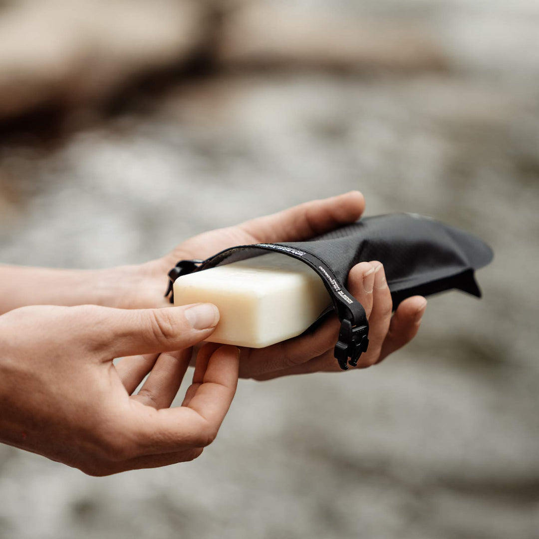 Soap Bar Case - Waterproof &amp; Leakproof Bar Soap Travel Case, Quick Dry Soap Pouch for Standard Soap Bars, Shampoo Bars &amp; Conditioner Bars