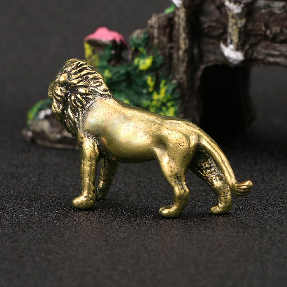 Retro Brass Lion Figurine Feng Shui Lion Statues Good Luck Wealth Collectible Figurines Lion Ornament Miniature Animal Sculpture for Home Desktop Decor Golden