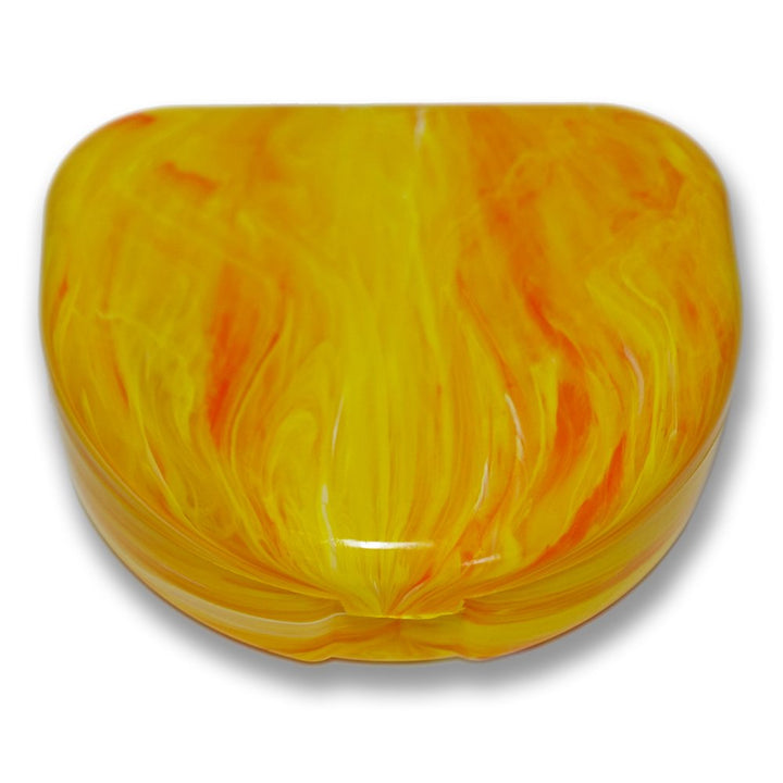 QUIST (TM) Orthodontic Retainer Case (Yellow)