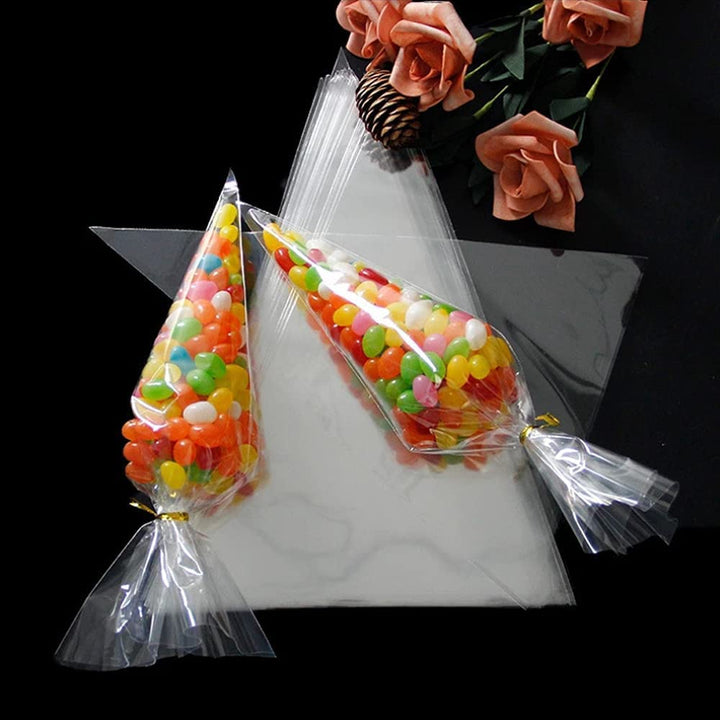MAOUYWIEE 100 Pieces Popcorn Bags for Party Cone Shape Bags Transparent Cello Bags Sweet Clear Treat Bags with 100 Pieces Twist Ties, 9.8 x 5.1 Inch (Gold Twist Ties)