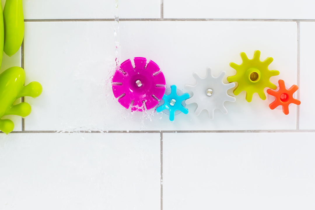 Cogs Baby Bath Toys - Spinning Gear Themed Sensory Baby Toys for Bathtub - Suction Toys for Bathtub Walls - Multicolored - 5 Count - Ages 12 Months and Up