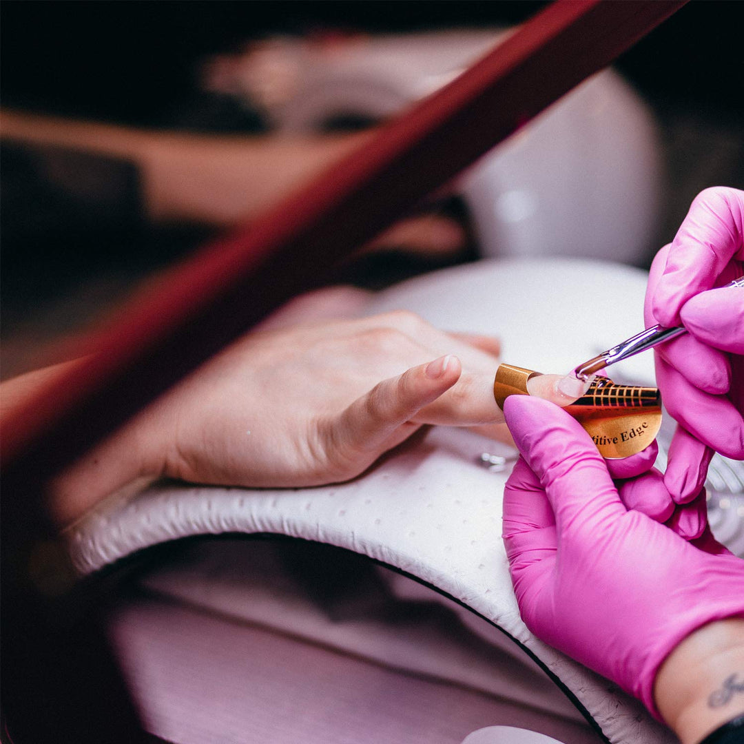 2pcs Big Dappen Dish Set Art and 6pcs Acrylic Nail Brush Set for Acrylic Powder Uv Gel Diy Monomer Holder Nail Art Brushes for Acrylic Nails Set Nail Bowl Cup with Lid Liquid Powder Styling Tools Kit