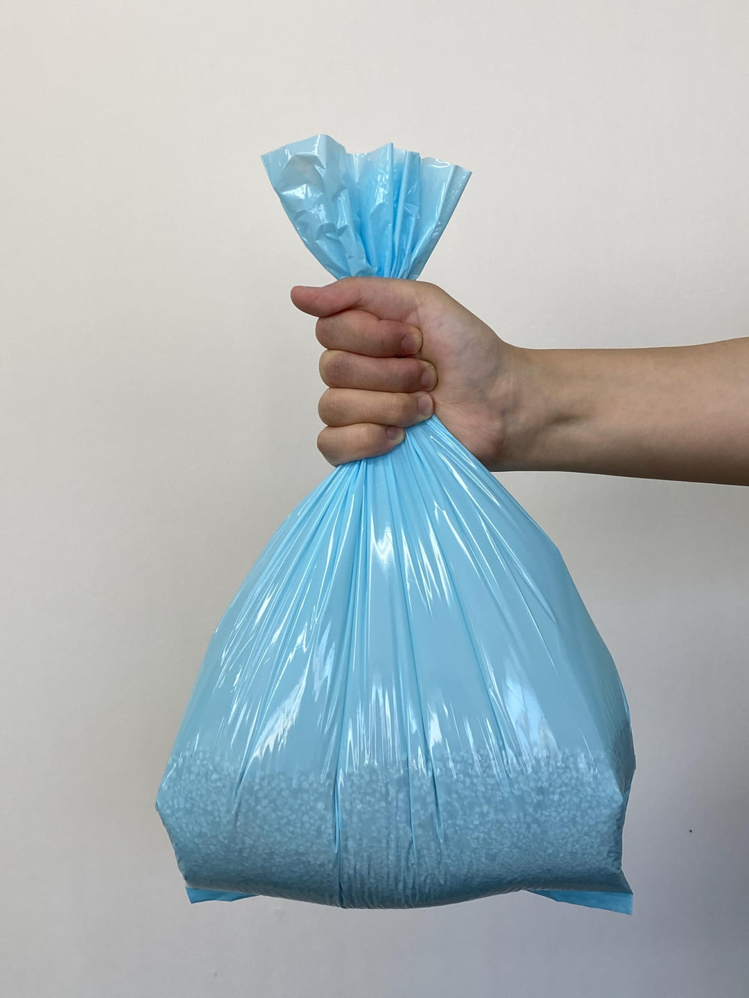 Amazing Odor Sealing Cat Waste Disposal Bags - Durable and Unscented [Size: M, Color: Light blue] (90 count, Pack of 1) (90 Bags)