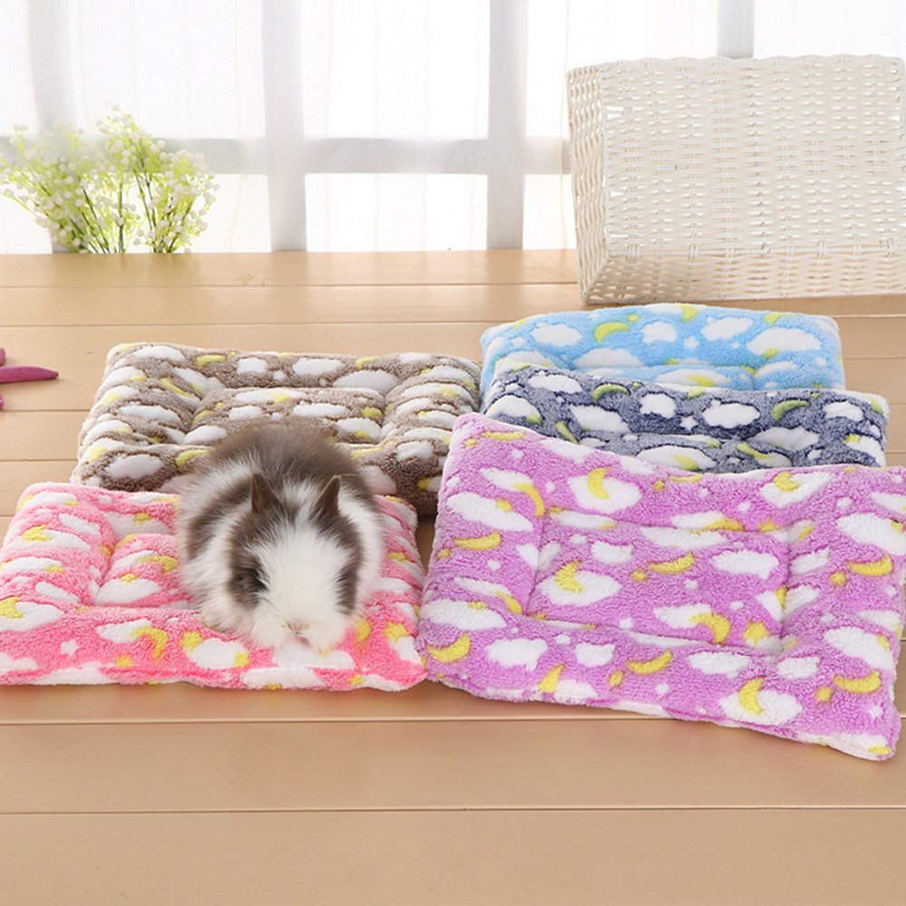 FLAdorepet Small Animal Guinea Pig Hamster Bed House Winter Warm Squirrel Hedgehog Rabbit Chinchilla Bed Mat House Nest Hamster Accessories (S, Random)