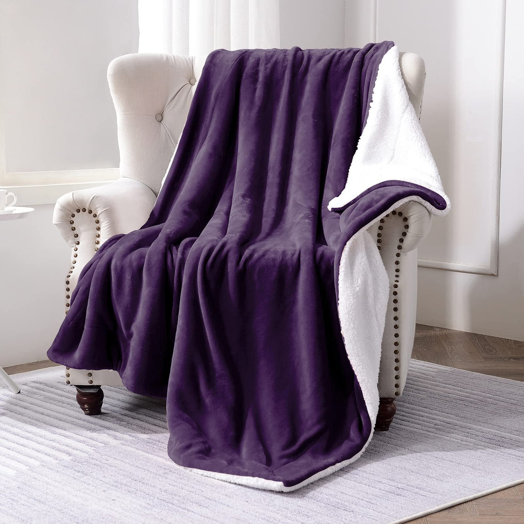 SOCHOW Sherpa Fleece Throw Blanket, Double-Sided Super 