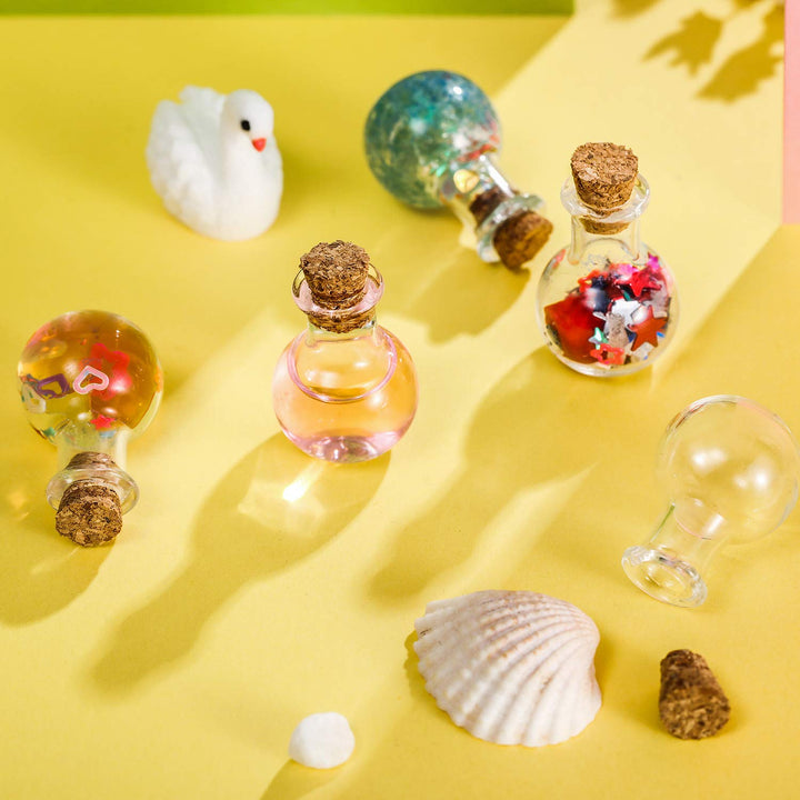 30 Pieces 0.9 x 0.6 inches Mini Glass Bottles Clear Drifting Bottles Small Wishing Bottles with Cork Stoppers for Wedding Birthday Party DIY Crafts Supplies