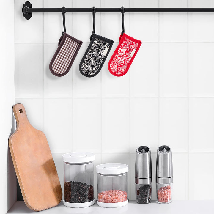 Cast Iron Skillet Handle Covers,Pot Handle Covers Heat Resistant,Pot Holders for Kitchen Heat Resistant,Machine Washable Handle Mitts 2 PCS (Prints)