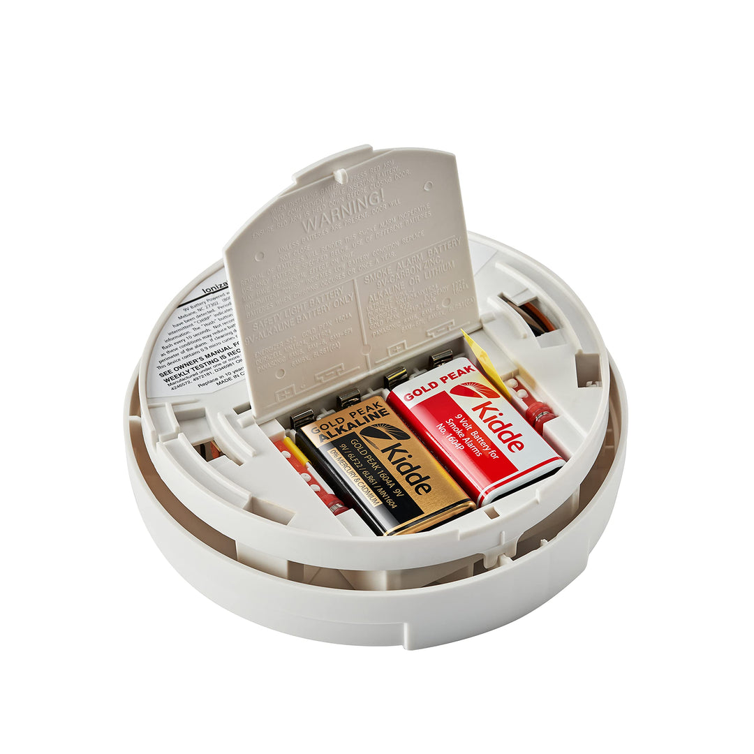 Kidde Smoke Detector with Safety Light for Hearing Impaired, Battery Operated Smoke Alarm, Ideal for Hallways