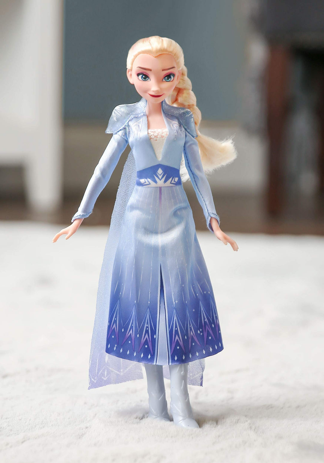 Disney Frozen Elsa Fashion Doll with Long Blonde Hair & Blue Outfit Inspired by Frozen 2 - Toy for Kids 3 Years Old & Up