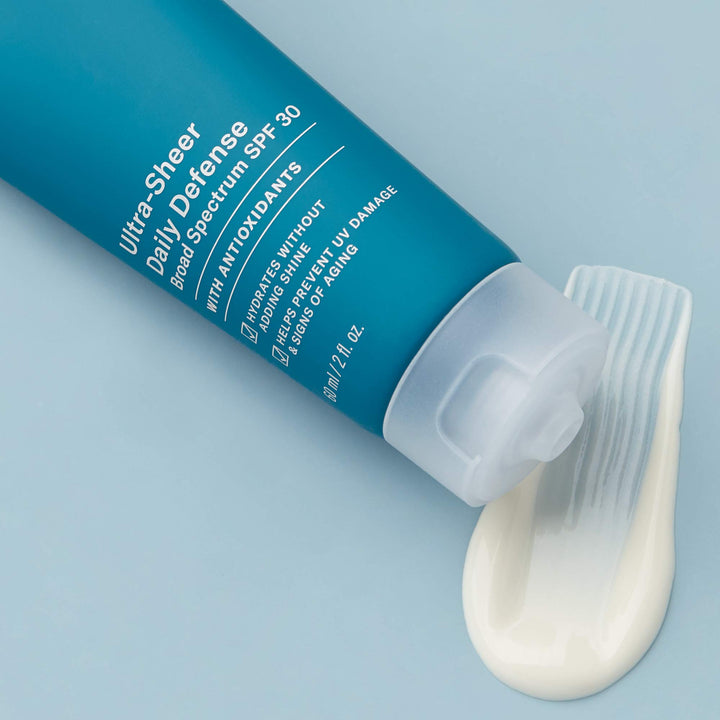 Paula&#39;s Choice SKIN BALANCING Ultra-Sheer Daily Defense SPF 30 Oil-Free Moisturizer, 2 Ounce Tube