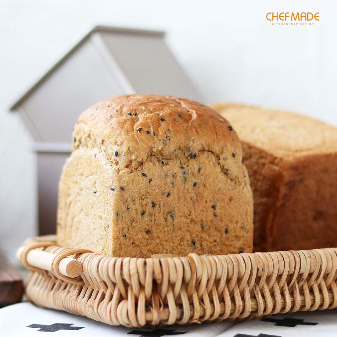 Mini Pullman Loaf Pan with Lid, 0.55Lb Dough Capacity Non-Stick Rectangle Flat Toast Box for Oven Baking 3.9 x 3.9x 3.9(Champagne Gold)