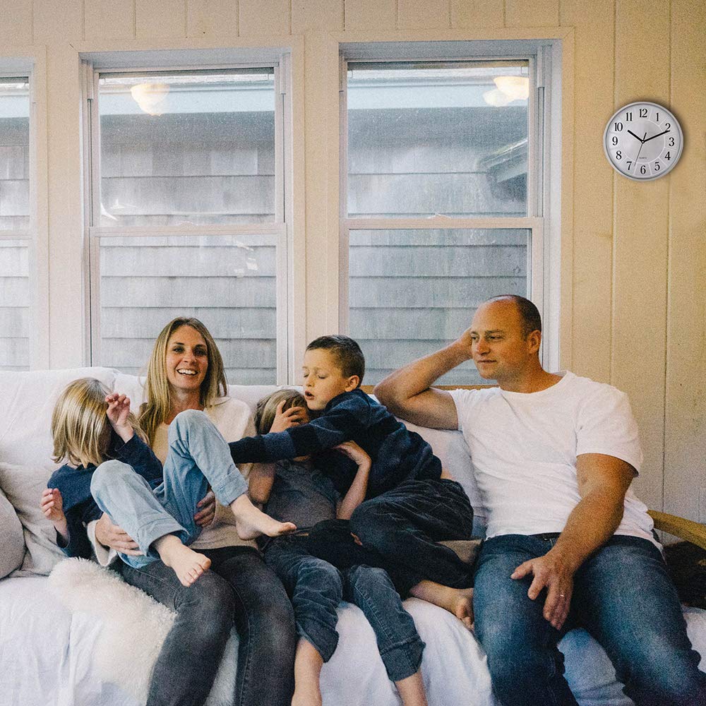 12 Silent Quartz Wood Wall Clock Non-Ticking Digital Clock Dream Tree Printed Wood Wall Hanging Clocks for Home, Office, School