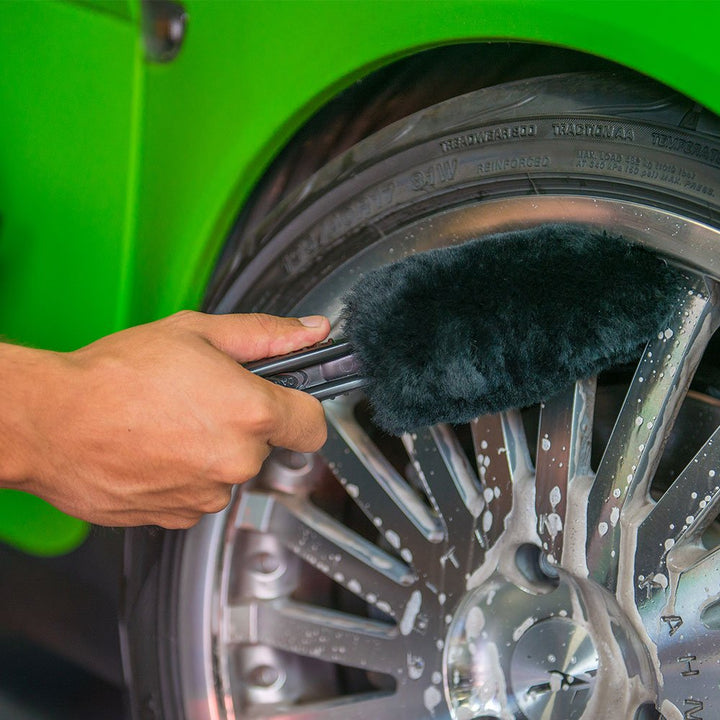 CHEMICAL GUYS Acc_B01 Gerbil Wheel and Rim Brush (Safe for Exhaust, Tires, Rims, Engine Bays, &amp; More)