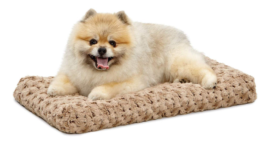 Midwest Homes for Pets Deluxe Dog Beds | Super Plush Dog & Cat Beds Ideal for Dog Crates | Machine Wash & Dryer Friendly, 1-Year Warranty