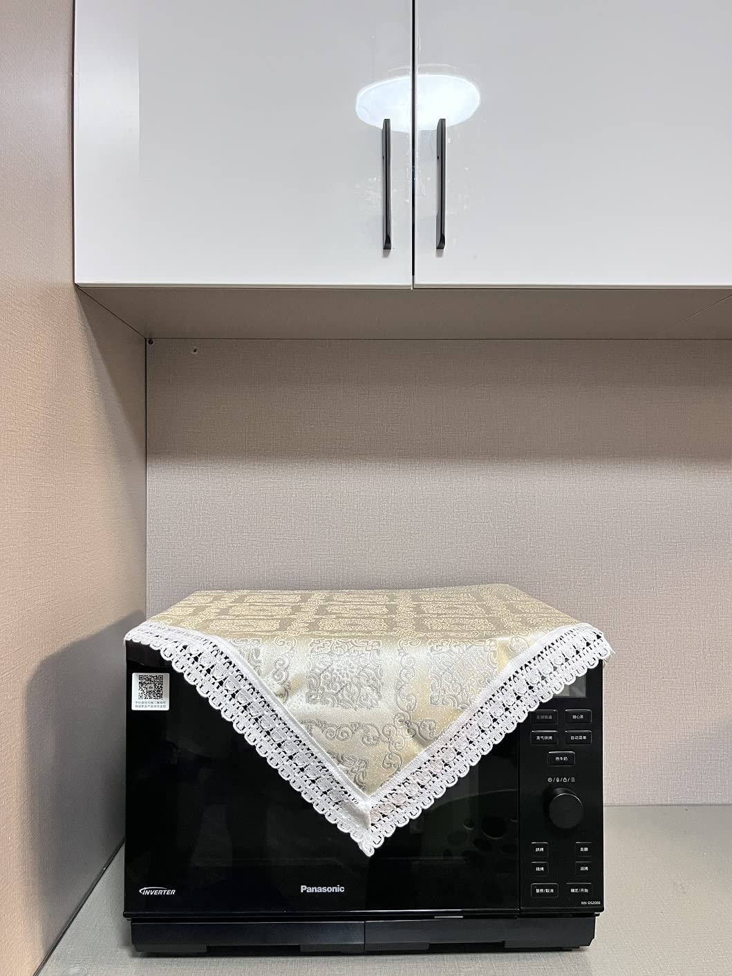 Nightstand Tablecloth,Farmhouse Tablecloth,Side Table Cover,Table Cloth for Bedside Table/Nightstand/Tea Table/Flower vase Table,Table Dustcover Doilies for Furniture (31 * 31 inch, Gold)