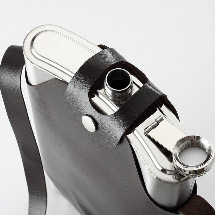YWQ 64 oz Classic Style Stainless Steel Liquor Whiskey 