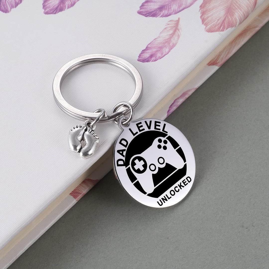 New Expecting Dad First Time Father&#39;s Day, Daddy to be, Soon to be New Dad Announce Pregnancy, Dad Unlocked Key Chain with Baby Footprint Charm