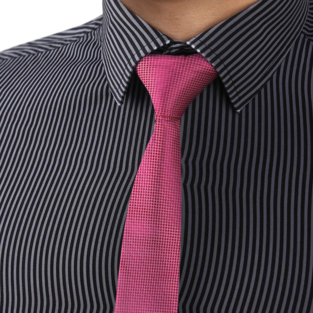 DAE1047 Magenta Checkered Mens Business-Casual Gift Skinny Tie