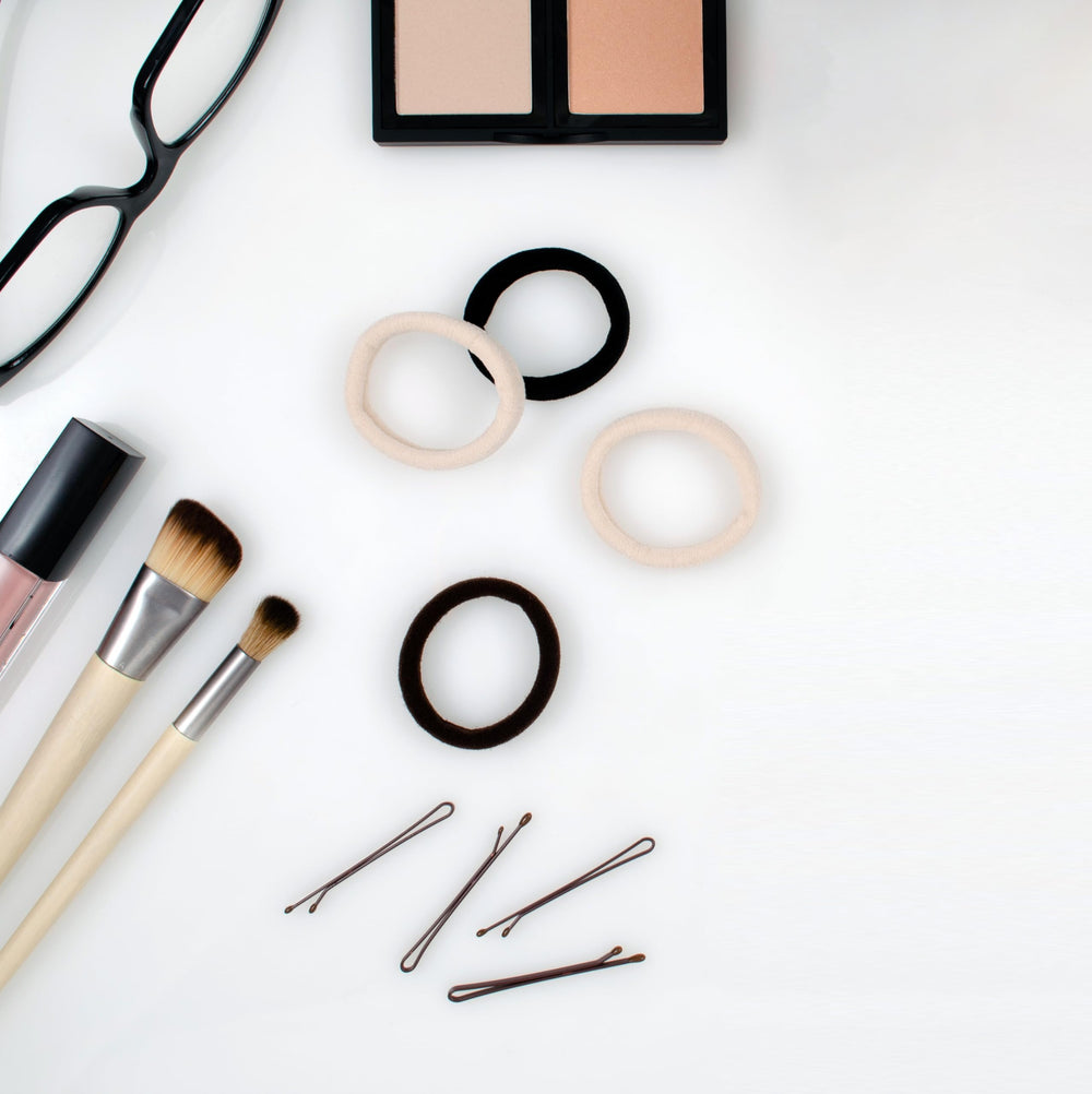Medium Brown (Chocolate) : Strong Hold, Soft And Seamless 1.5 Fabric Ponytail Holders - 12 Hair Ties (Medium Brown)