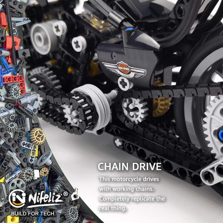 Knuckle Chopper Motorcycle Building Kit (451 Pieces)