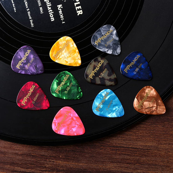 Guitar Picks 32pcs, Guitar Plectrums For Your Electric, Acoustic, or Bass Guitar 0.46 0.71 0.96 1.2mm