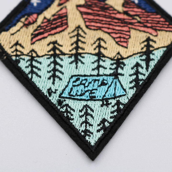 Outdoor Outdoor Hiking Mountain Camping Backpack Patch Embroidered Applique Badge Iron On Sew On Emblem