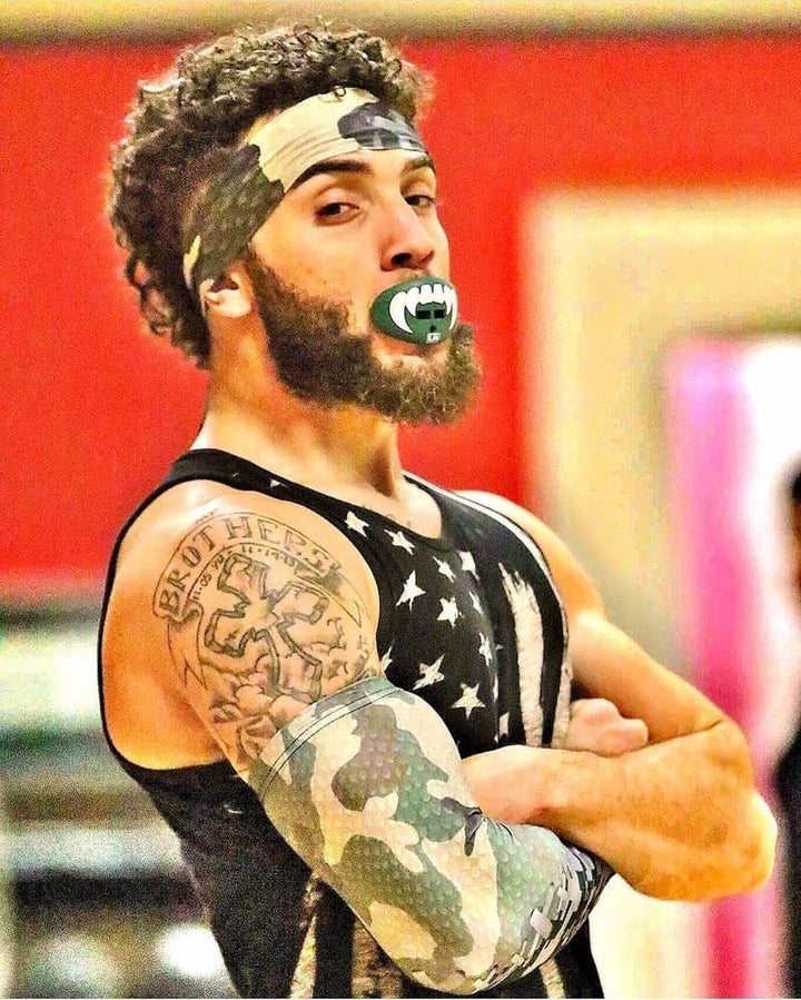 LOUD MOUTH Vampire Teeth Dark Green SPARTAN Pacifier Lip Protector Mouthguard