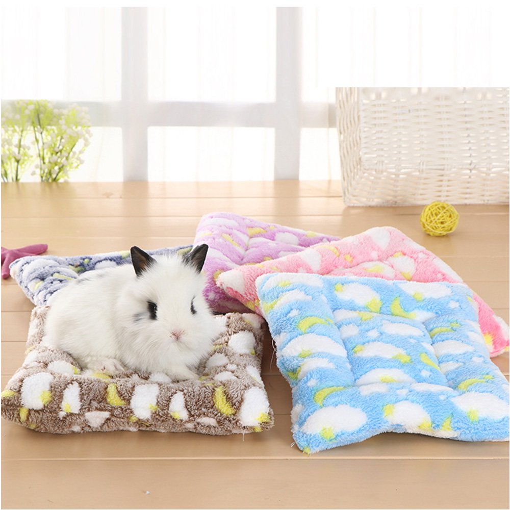 FLAdorepet Small Animal Guinea Pig Hamster Bed House Winter Warm Squirrel Hedgehog Rabbit Chinchilla Bed Mat House Nest Hamster Accessories (S, Random)