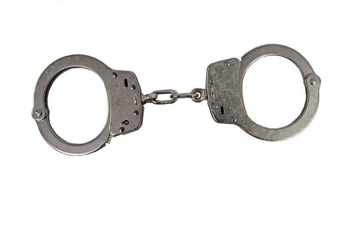 Smith &amp; Wesson M100-1 Chain Handcuffs, Nickel Plated