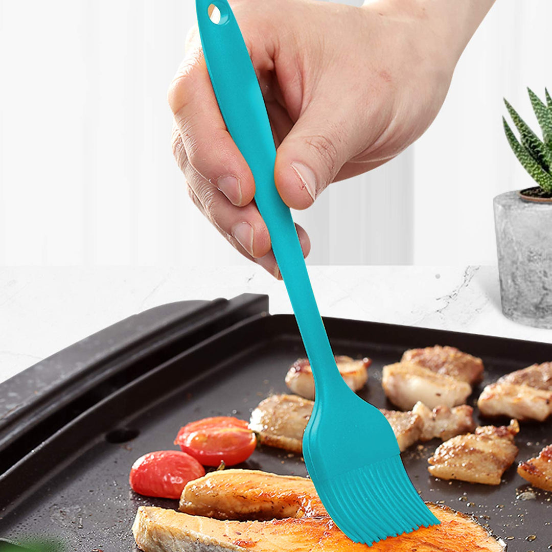 Marinade Injector Syringe and Brushes Set, Meat Injector Syringe with 3 Professional Marinade Injector Needles, Creates Tender Meat &amp; Poultry Flavors, for BBQ Grill Smoker &amp; Turkey &amp; Brisket