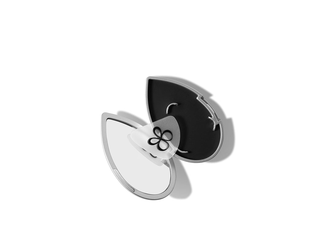 beautyblender liner.designer pro: Eyeliner &amp; Eye Pencil Tool with Magnifying Mirror &amp; Suction Cup