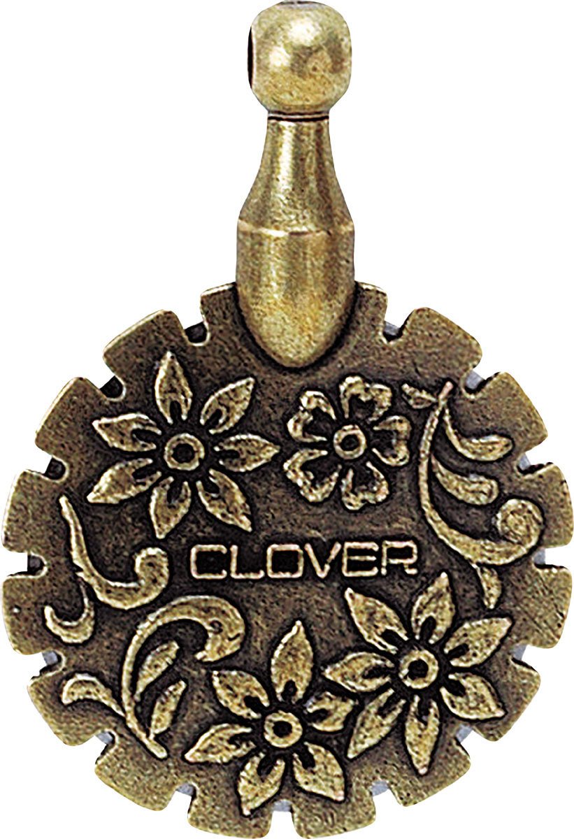 Clover Thread Cutter Pendant Antique Gold, 1