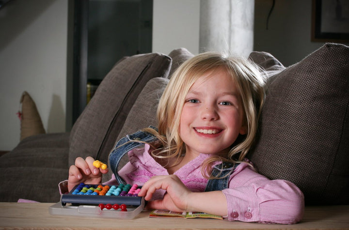 SmartGames IQ Fit - a fun 3D travel game for ages 6-adu