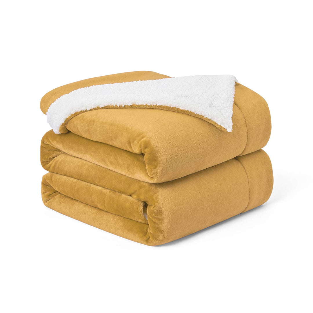 Sherpa Fleece Blanket (King Size 108”x90” Honey Gold) Plush Throw Fuzzy Super Soft Reversible Microfiber Flannel Blankets for Couch, Bed, Sofa Ultra Luxurious Warm and Cozy for All Seasons