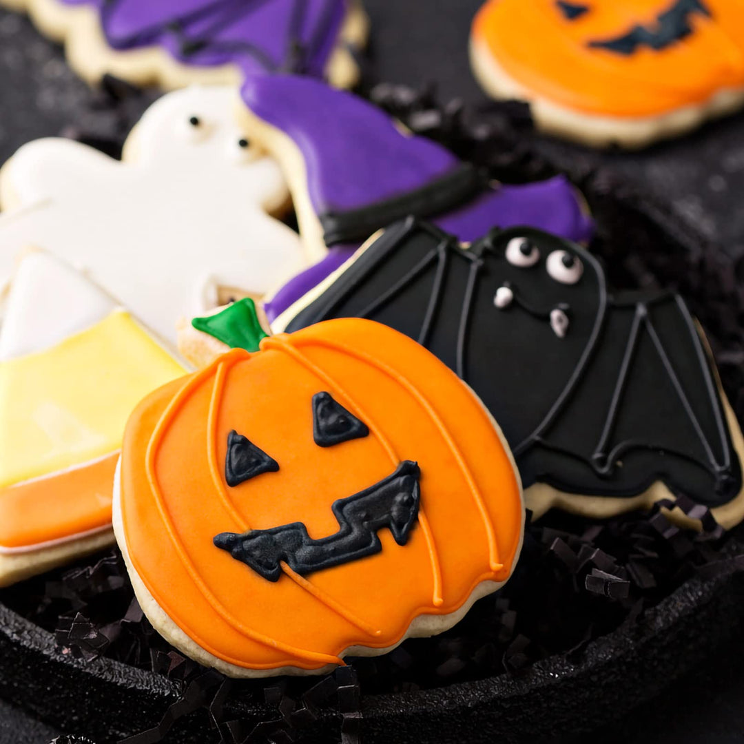 9 Pcs Halloween Cookie Cutters -Pumpkin Candy Bat Ghost Cat Witch Hat Broom Spider Coffin Halloween Goodie Bag Filler for Kid Trick or Treat Food Mold