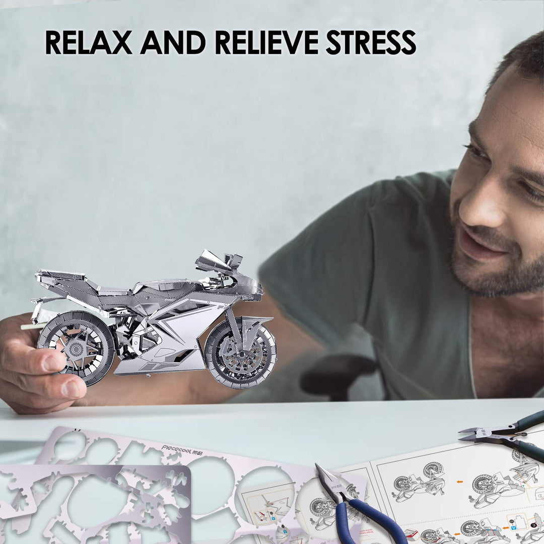 3D Metal Puzzles for Adults, DIY 3D Motorcycle Model Kits, Brain Teaser Puzzles for Teen Students Men Craft Kits Toys, Great Birthday Gifts, 72 Pcs