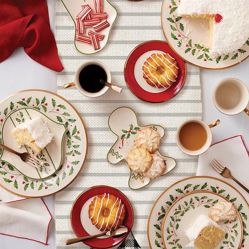 Merry Christmas Tree Table Runner 13x72 Inches, Stripe Winter Holiday Indoor Outdoor Table Decoration for Home