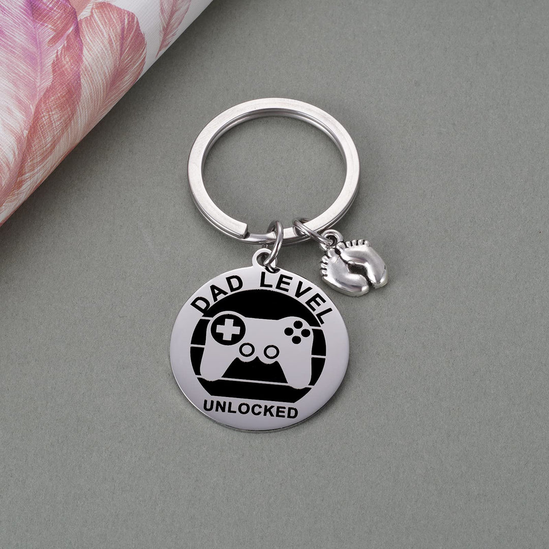 New Expecting Dad First Time Father&#39;s Day, Daddy to be, Soon to be New Dad Announce Pregnancy, Dad Unlocked Key Chain with Baby Footprint Charm