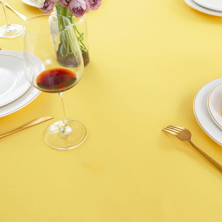 FOLINS&amp;HOME Yellow Round Tablecloth 70 Inch Waterproof Heavy Duty Wrinkle Free Polyester Fabric Table Cloth, Spillproof Washable Table Cover for Parties, Camping, Picnic, Banquet, Indoor &amp; Outdoor Use
